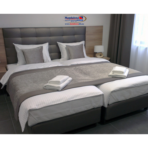 Zasłony zaciemniające blackout o szerokości 250 cm - komplet