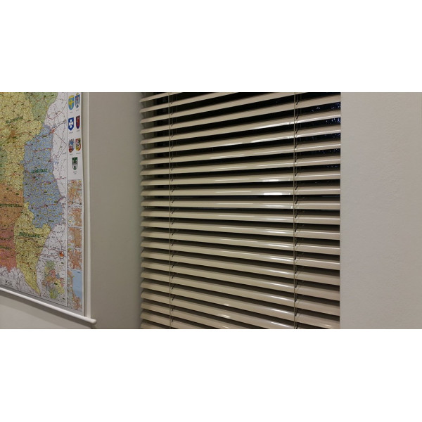 Żaluzja aluminiowa 50 mm rozm. 60x120 cm z systemem MONOCOMMANDO