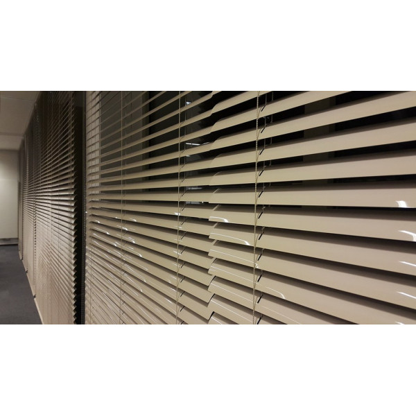 Żaluzja aluminiowa 50 mm rozm. 60x120 cm z systemem MONOCOMMANDO