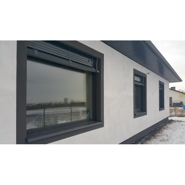 Żaluzja fasadowa Z90 z napędem elektrycznym pod zabudowę w elewacji Żaluzja fasadowa Z90 z napędem elektrycznym pod zabudowę w elewacji