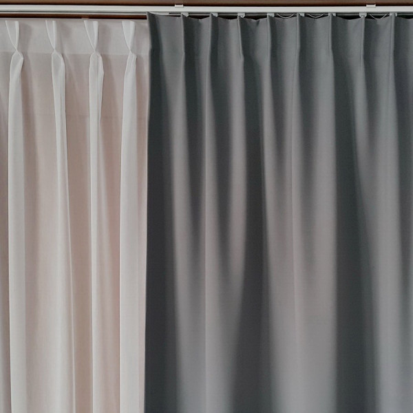 MAG 301 Zasłona Blackout w kolorze jasnoszarym na wymiar 210x240 cm