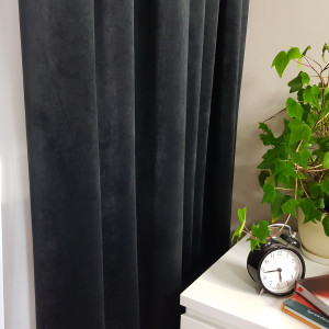 Velvet. Tkanina dekoracyjna zasłonowa o szer. 145 cm