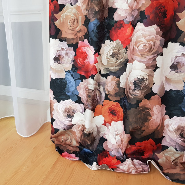 MAG 331 Zasłona gotowa na taśmie z motywem kwiatowym szer. 140x240 cm