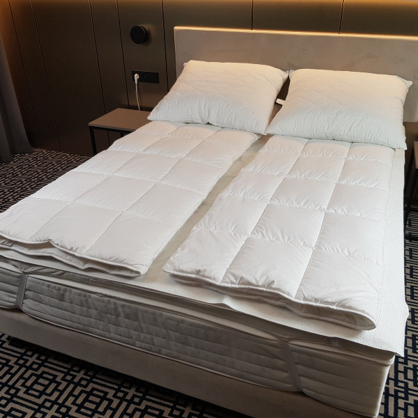 MICRO II Kołdra hotelowa w rozm. 220x200 cm