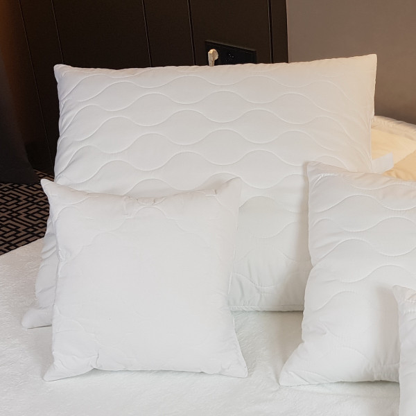 MICRO Poduszka hotelowa w rozm. 70x80 cm MICRO Poduszka hotelowa w rozm. 70x80 cm