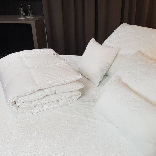 Zestaw poduszek hotelowych MICRO w rozm. 70x80 cm za 6 szt.