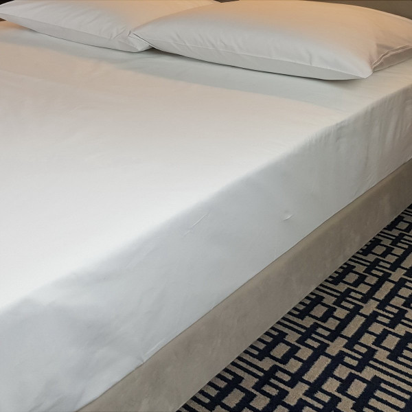 Zestaw prześcieradeł hotelowych NORIS w rozm. 240x240 cm za 10 szt.