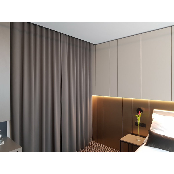 MAG 335 Zasłona hotelowa zaciemniająca na fali w rozm. 140x250 cm za 10 szt. MAG 335 Zasłona hotelowa zaciemniająca na fali w rozm. 140x250 cm za 10 szt.