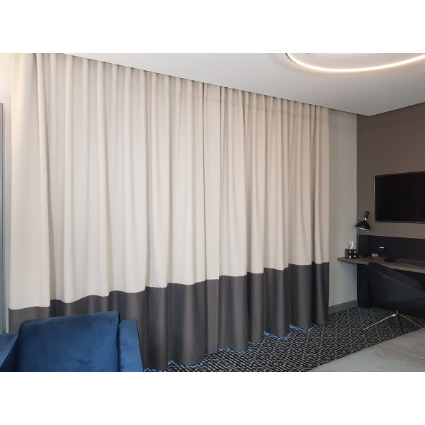 MAG 336 Dwukolorowa zasłona hotelowa blackout w rozm. 145x250 cm za 10 szt.