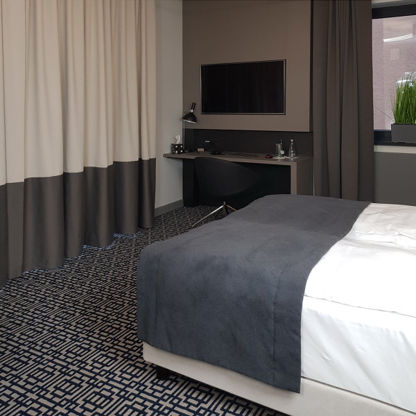 PAS 313 Bieżnik na łóżko w rozm. 250x65 cm za 10 szt. PAS 313 Bieżnik na łóżko w rozm. 250x65 cm za 10 szt.