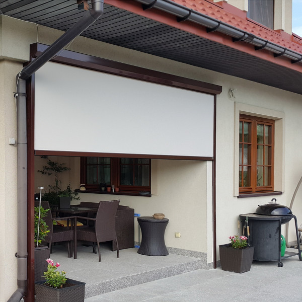 Roleta zewnętrzna SK45 typu Screen w rozm. 380x300 cm Roleta zewnętrzna SK45 typu Screen w rozm. 380x300 cm