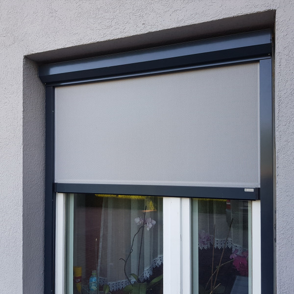 Roleta zewnętrzna screen SK45 w rozm. 120x140 cm napęd elektryczny