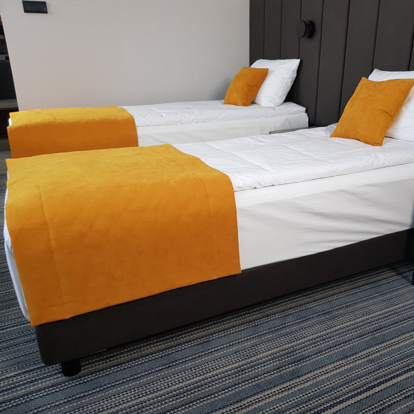 Narzutka szal na łóżko PAS 316 w rozm. 65x170 cm