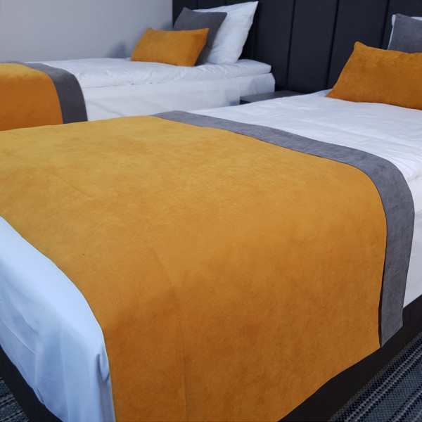 Pasaż na łóżko hotelowe PAS 321 w rozm. 80x140 cm za 10 szt.