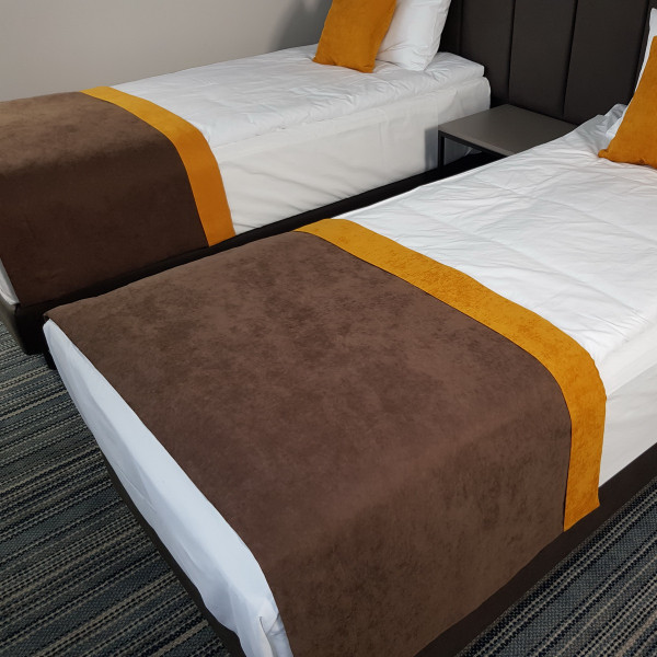 Pasaż, narzutka na łóżko PAS 338 w rozm. 80x140 cm