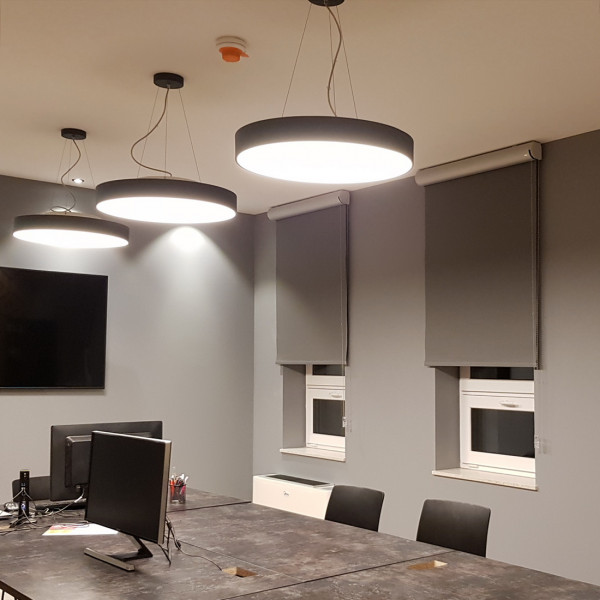 Roleta wolnowisząca zaciemniająca rozm. 91x198 cm kolor szary Roleta wolnowisząca zaciemniająca rozm. 91x198 cm kolor szary