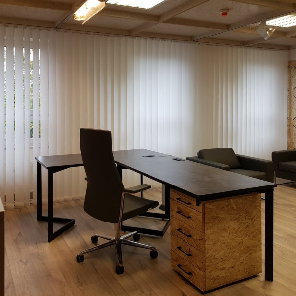 Żaluzja pionowa vertical biała w rozm. 200x270 cm Żaluzja pionowa vertical biała w rozm. 200x270 cm