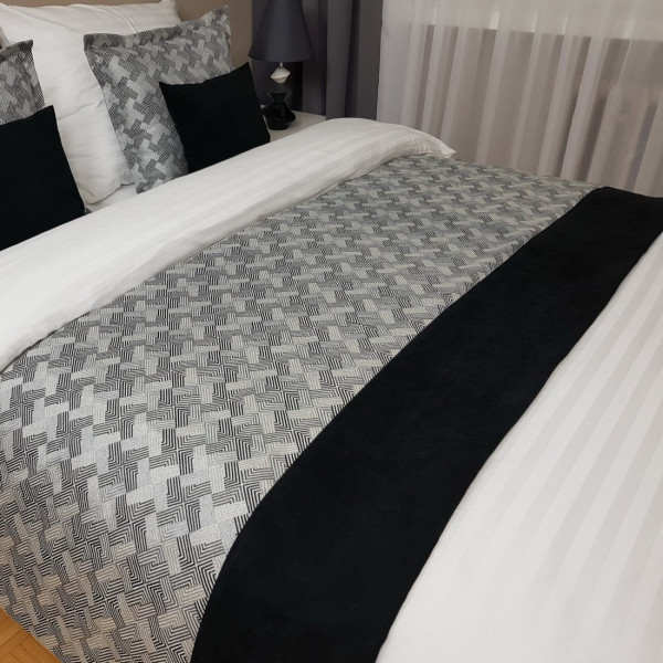 4.Pokój wzorcowy w hotelu SKY004.Firany zasłony do hotelu i pasaż poszewki na łóżko