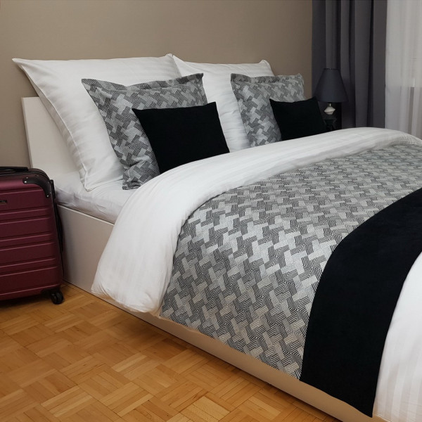 4.Pokój wzorcowy w hotelu SKY004.Firany zasłony do hotelu i pasaż poszewki na łóżko