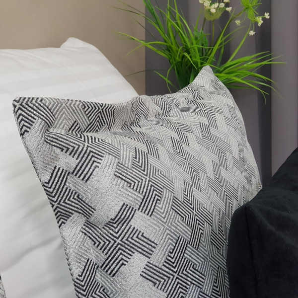 4.Pokój wzorcowy w hotelu SKY004.Firany zasłony do hotelu i pasaż poszewki na łóżko