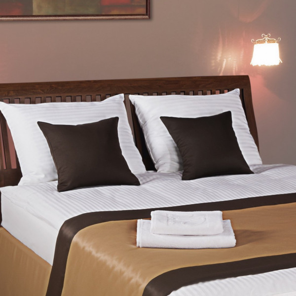 5.Pokój wzorcowy w hotelu SKY005.Firany zasłony do hotelu i pasaż poszewki na łóżko