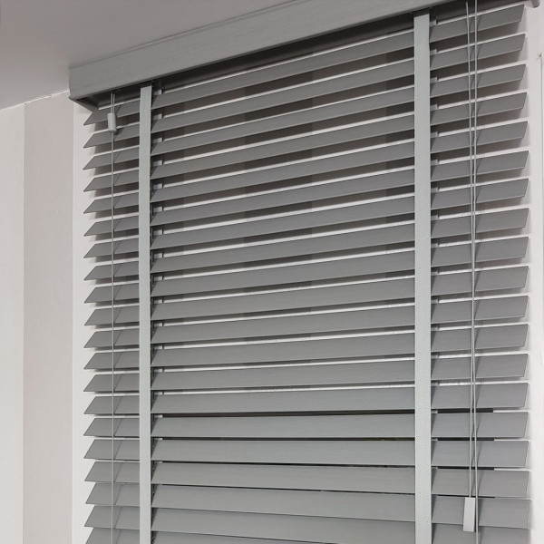 Żaluzje drewniane 50 mm na wymiar 100x150 cm Natural Żaluzje drewniane 50 mm na wymiar 100x150 cm Natural