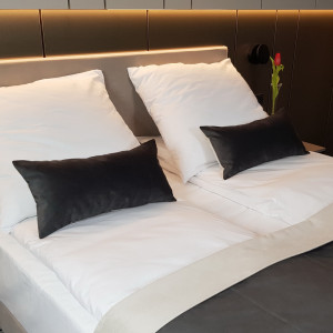 Poszewki dekoracyjne do sypialni 30x60 cm SKY114/1 za 10 szt.