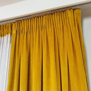 Zasłona na taśmie marszczącej w rozm. 140x250 cm SUNFLOWER01