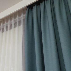 Zasłona gotowa na taśmie rozm. 140x280 cm MAG 354