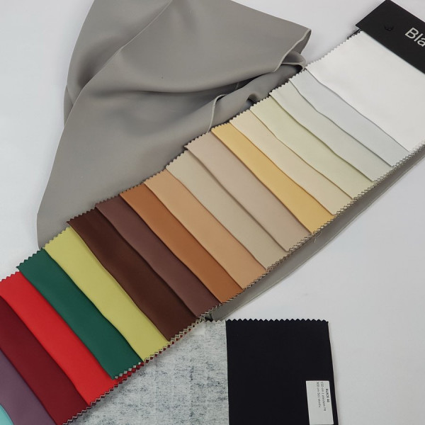 RF/LUX/150 Tkanina zaciemniająca gładka Blackout LUX RF/LUX/150 Tkanina zaciemniająca gładka Blackout LUX