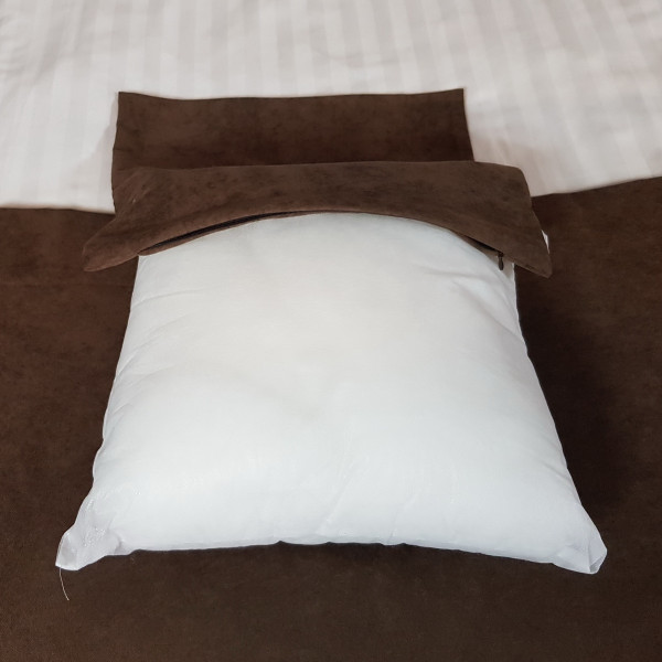 Wkład do poduszki ozdobnej rozm. 40x40 cm za 10 szt.