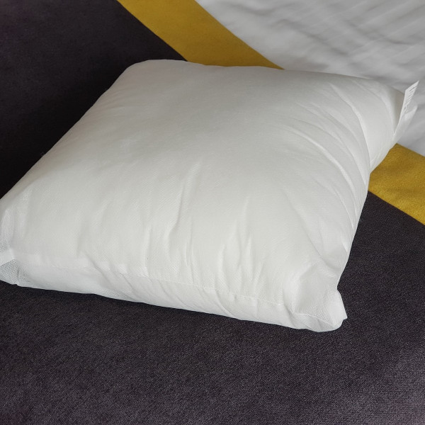 Wkład do poduszki ozdobnej rozm. 40x40 cm za 10 szt. Wkład do poduszki ozdobnej rozm. 40x40 cm za 10 szt.